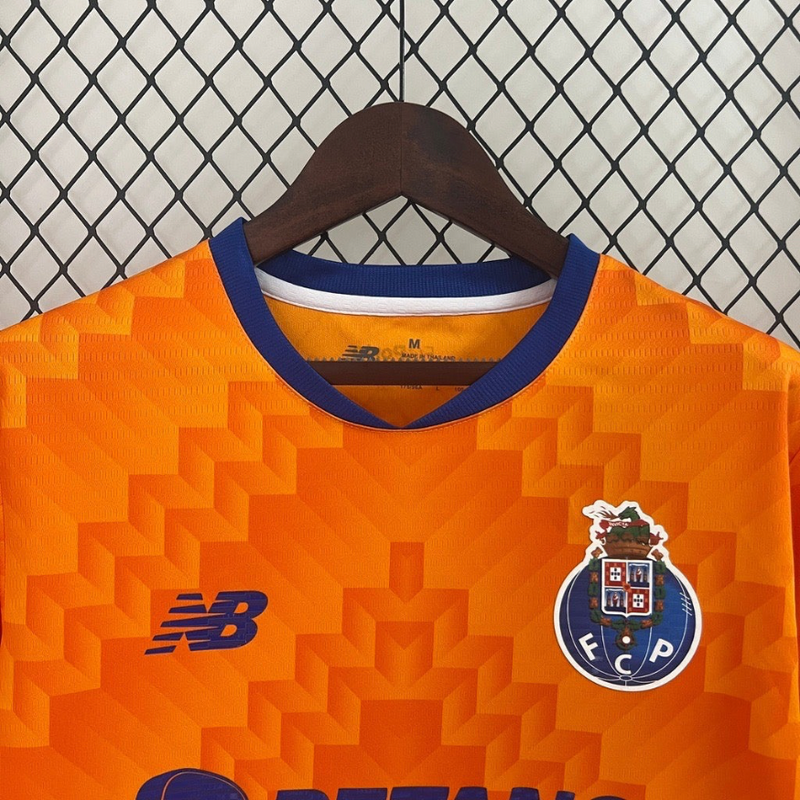 Camisola laranja terceiro equipamento 2024/25