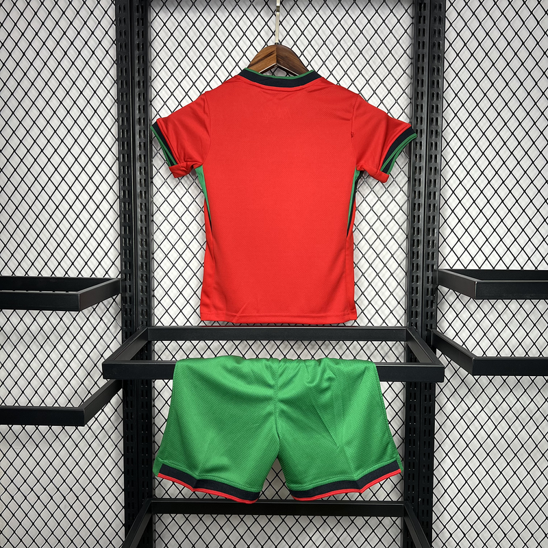 Conjunto infantil Portugal vermelho Home Euro 2024