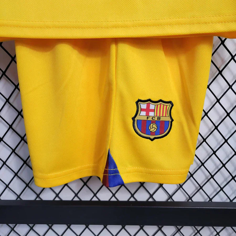 Conjunto infantil Barcelona Fourth 2023/24