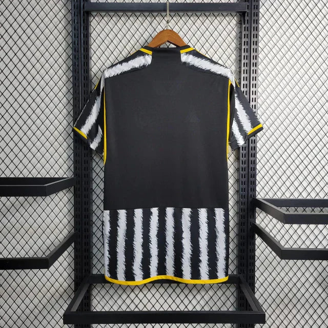 Camisola Juventus Home 2023/24